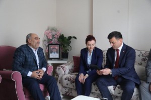 Başkan Çetin’den şehit ailesine ziyaret